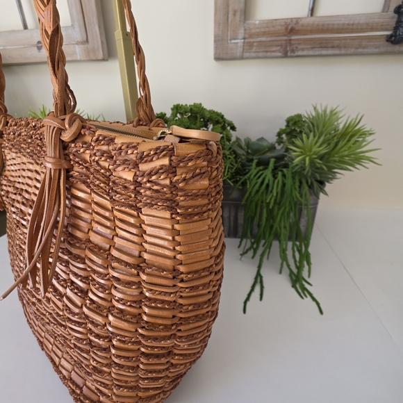 Monsac Original Y2K Era Woven Leather Tote/Braided Handle/Boho Chic/Tan Leather - Picture 4 of 16